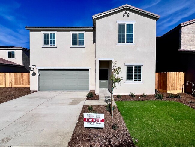 Primary Photo - $2,950 Ashlan & Highland - Clovis 4 Bedroom/ Solar Panels/ Tesla Power Wall