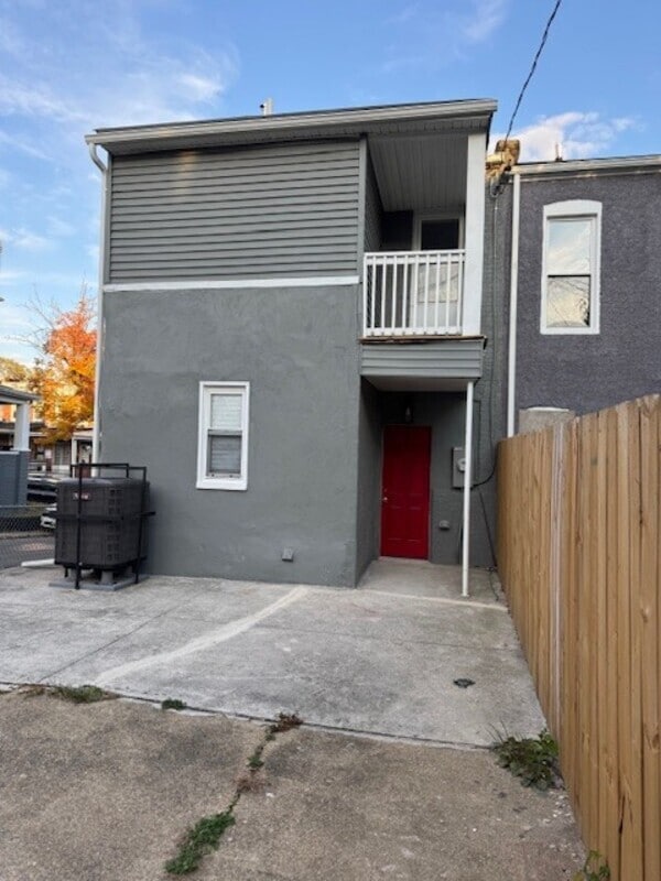 Building Photo - 1922 N Bentalou St