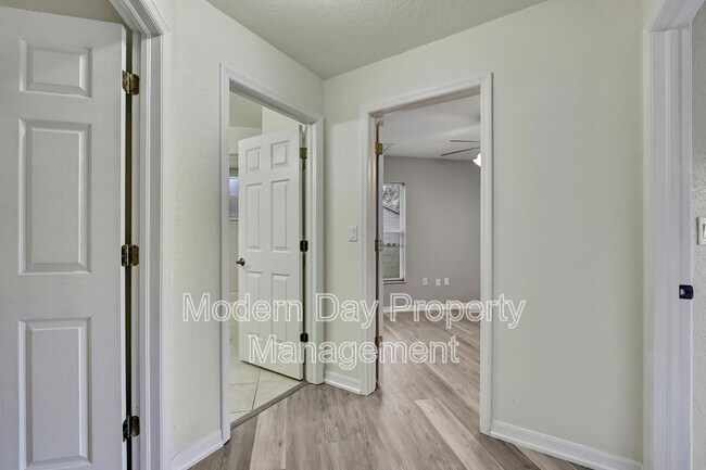 Building Photo - 12052 Jade Ave