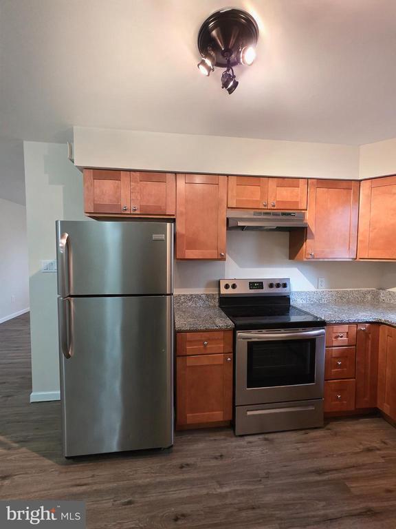 Building Photo - 1022 Fox Chase Rd