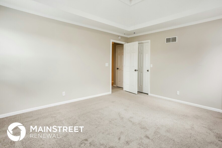Building Photo - 901 Courtland Ct