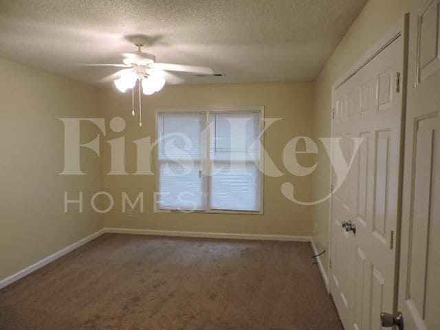 Building Photo - 8554 Mill Farm Cove