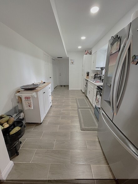 Kitchen - 5130 Pat Pl
