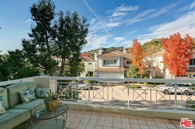 Building Photo - 2370 Brookshire Ln