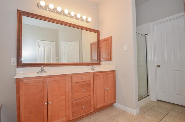 Building Photo - 4907 Trailing Clover Ct