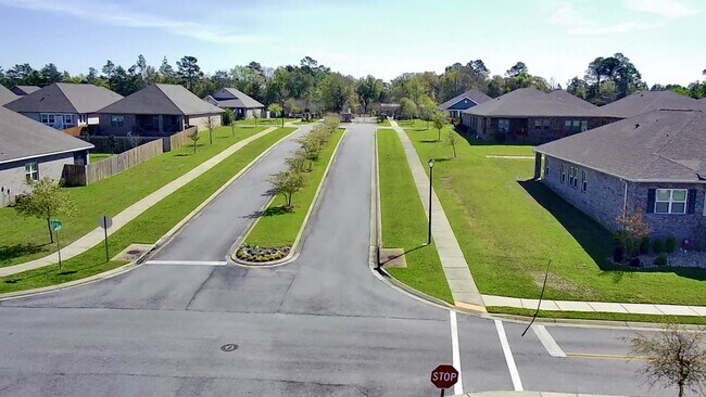 Building Photo - 8026 Burnside Lp