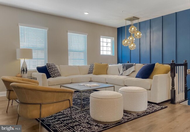 Building Photo - 23810 Myrtle Glen Way