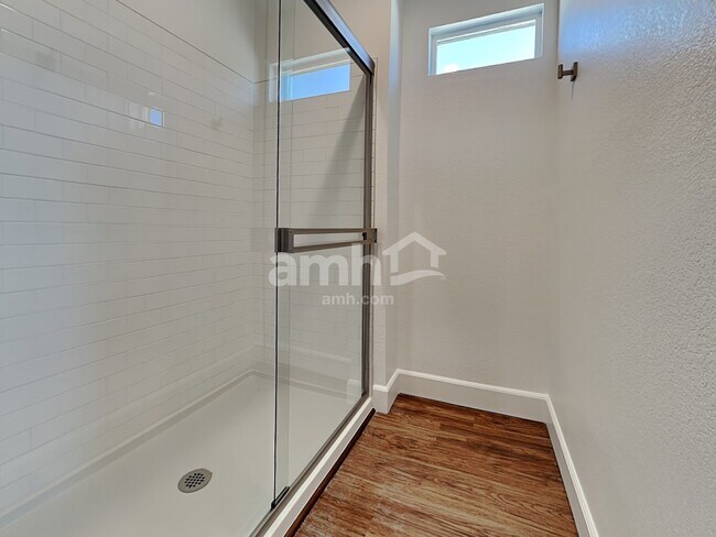 Building Photo - 9177 Ribbon Mdw Ct