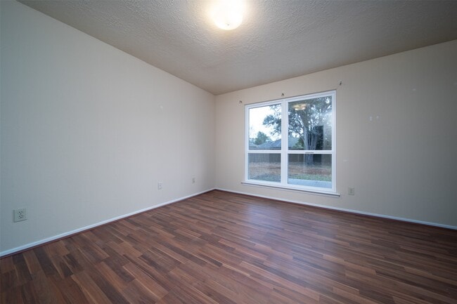 Building Photo - 2411 Gunston Ct