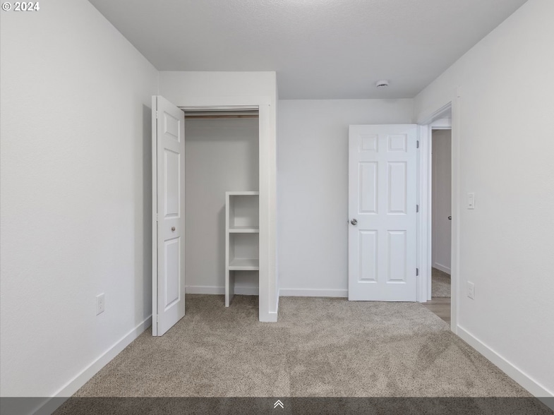 Building Photo - 3805 E 11th St