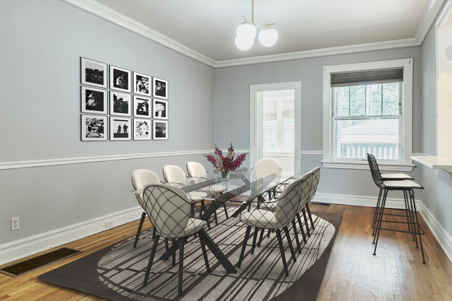 Building Photo - 7244 Forsyth Blvd