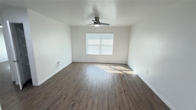 Building Photo - 2255 Sheboygan Pl