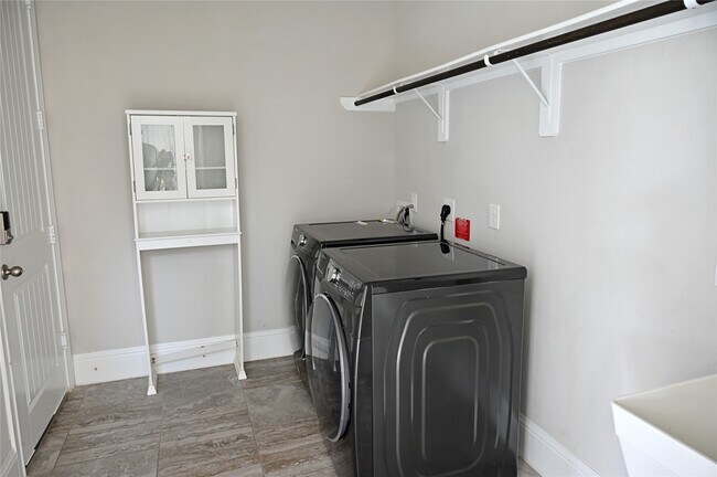 Building Photo - 28919 Copper Break Ct