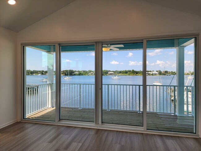 Building Photo - WATERFRONT ON WATSON BAYOU