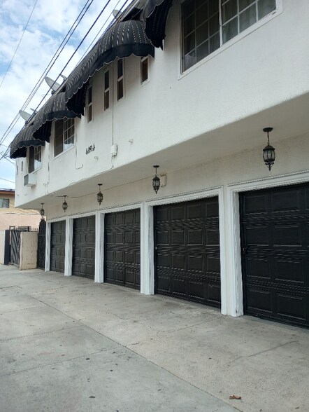Building Photo - 2471 Belgrave Ave