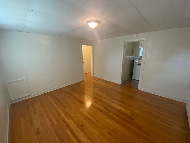 Building Photo - Private carport, in-unit laundry, and the Lakewood strip right outside your door.