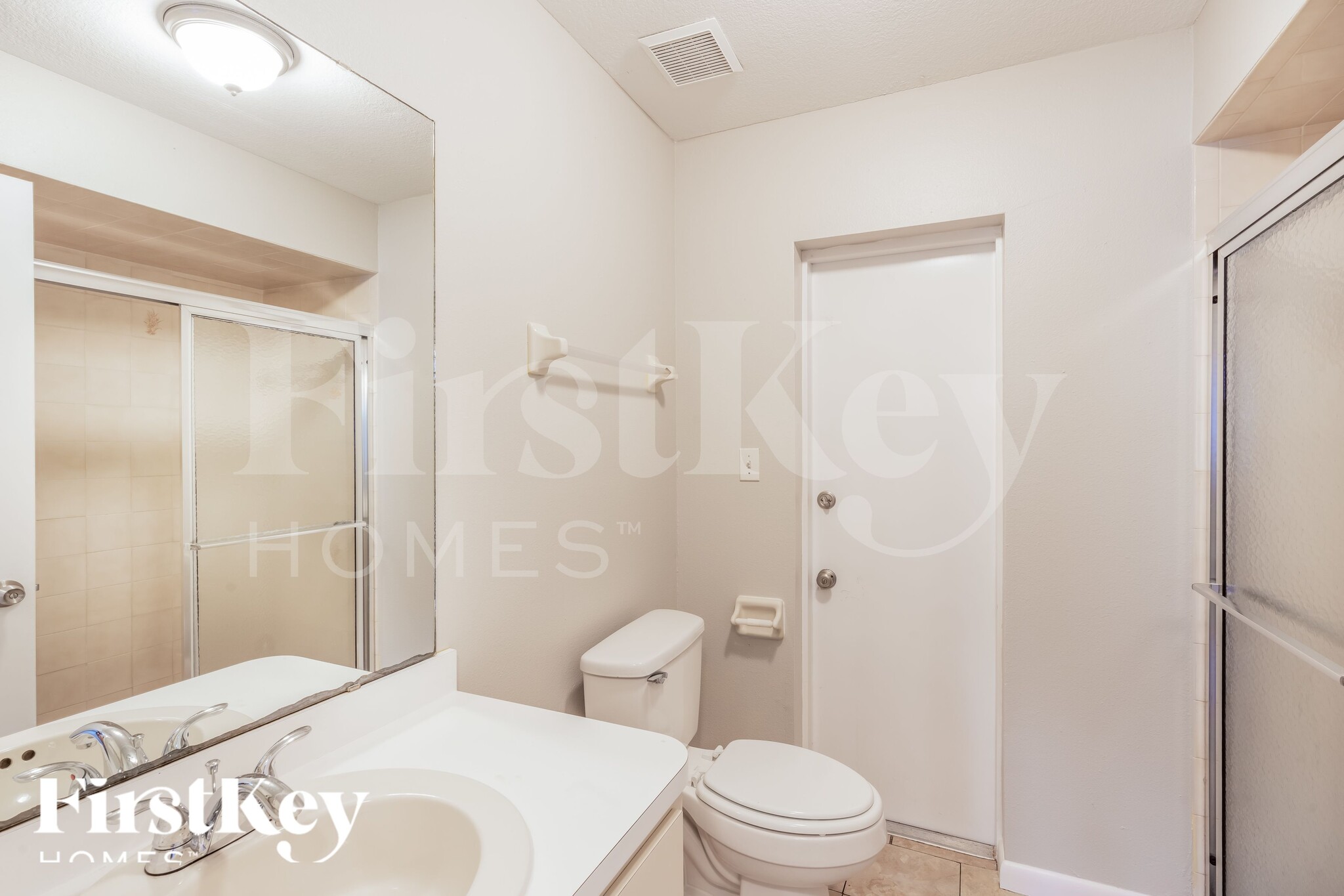 Building Photo - 1371 Maracaibo St