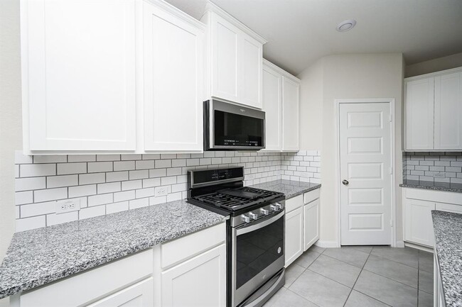 Building Photo - 6602 River Cherwell Ct