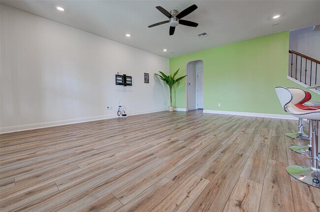 Building Photo - 1117 Arbor Acres Loop