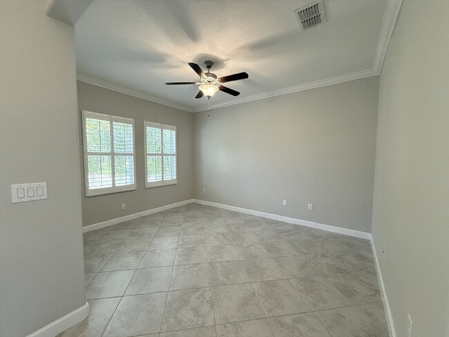 Building Photo - 2380 Bartolo Dr