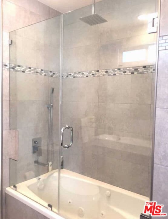 Building Photo - 4922 Genevieve Ave