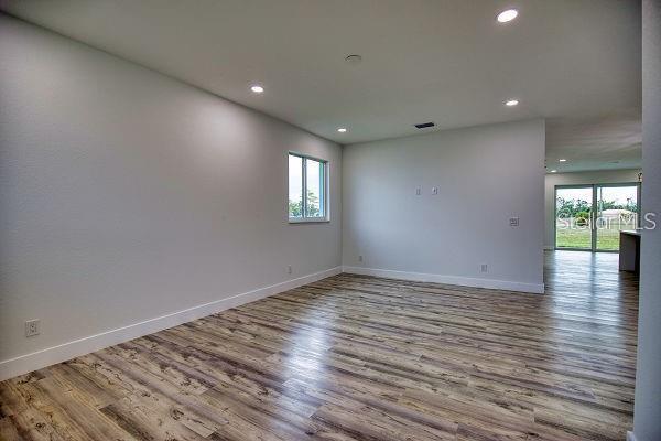 Building Photo - 17434 Oro Ct