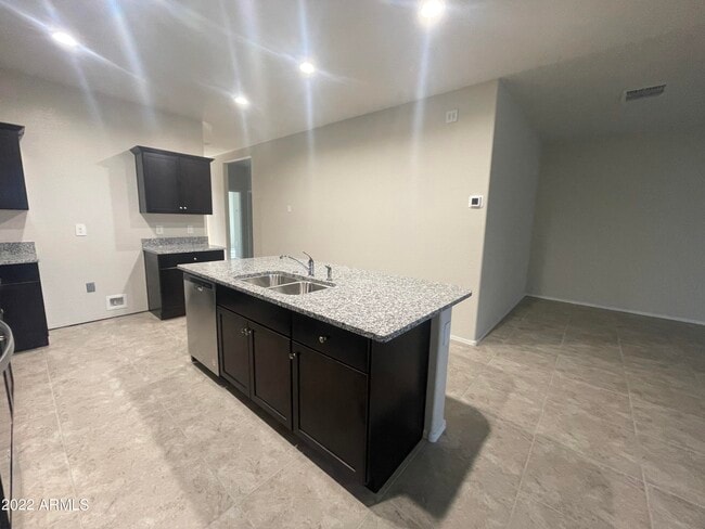 Building Photo - 4183 S 243rd Dr