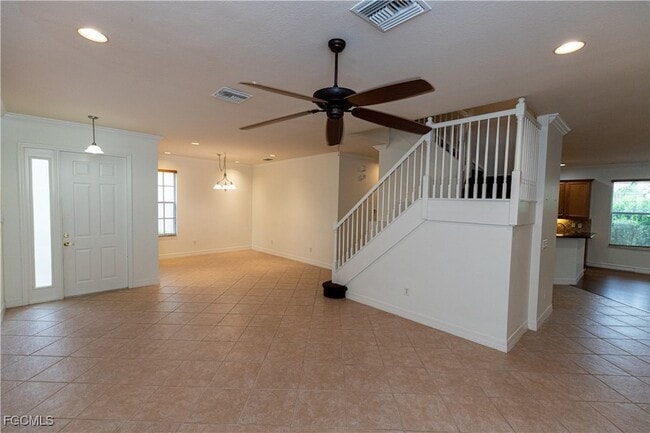 Building Photo - 10094 Mimosa Silk Dr