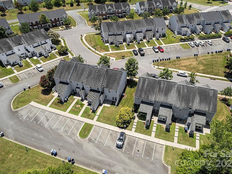 Building Photo - 4235 Coulter Xing