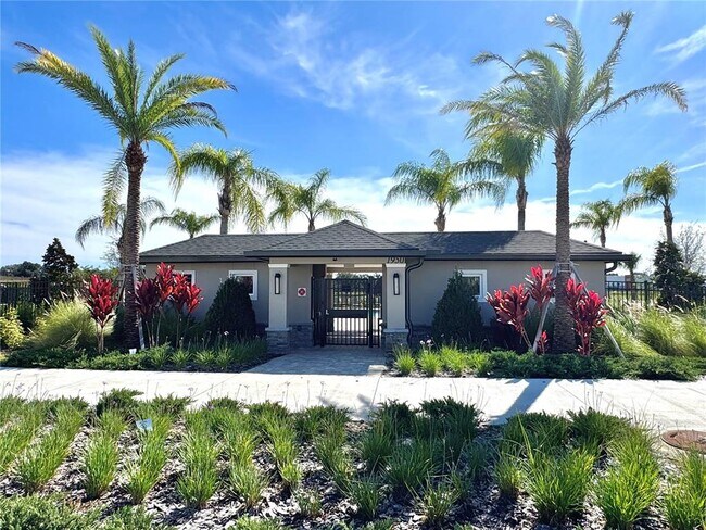 Building Photo - 2404 Rider Rain Ln