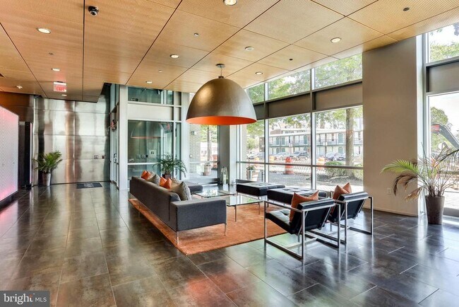 Building Photo - 3409 Wilson Blvd