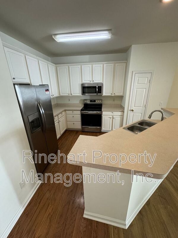 Building Photo - 742 Shellstone Pl