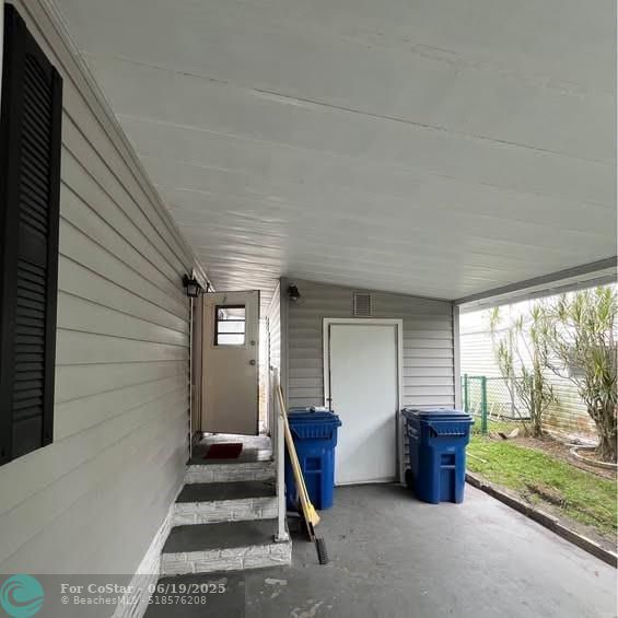 Building Photo - 2356 SW 84th Ave
