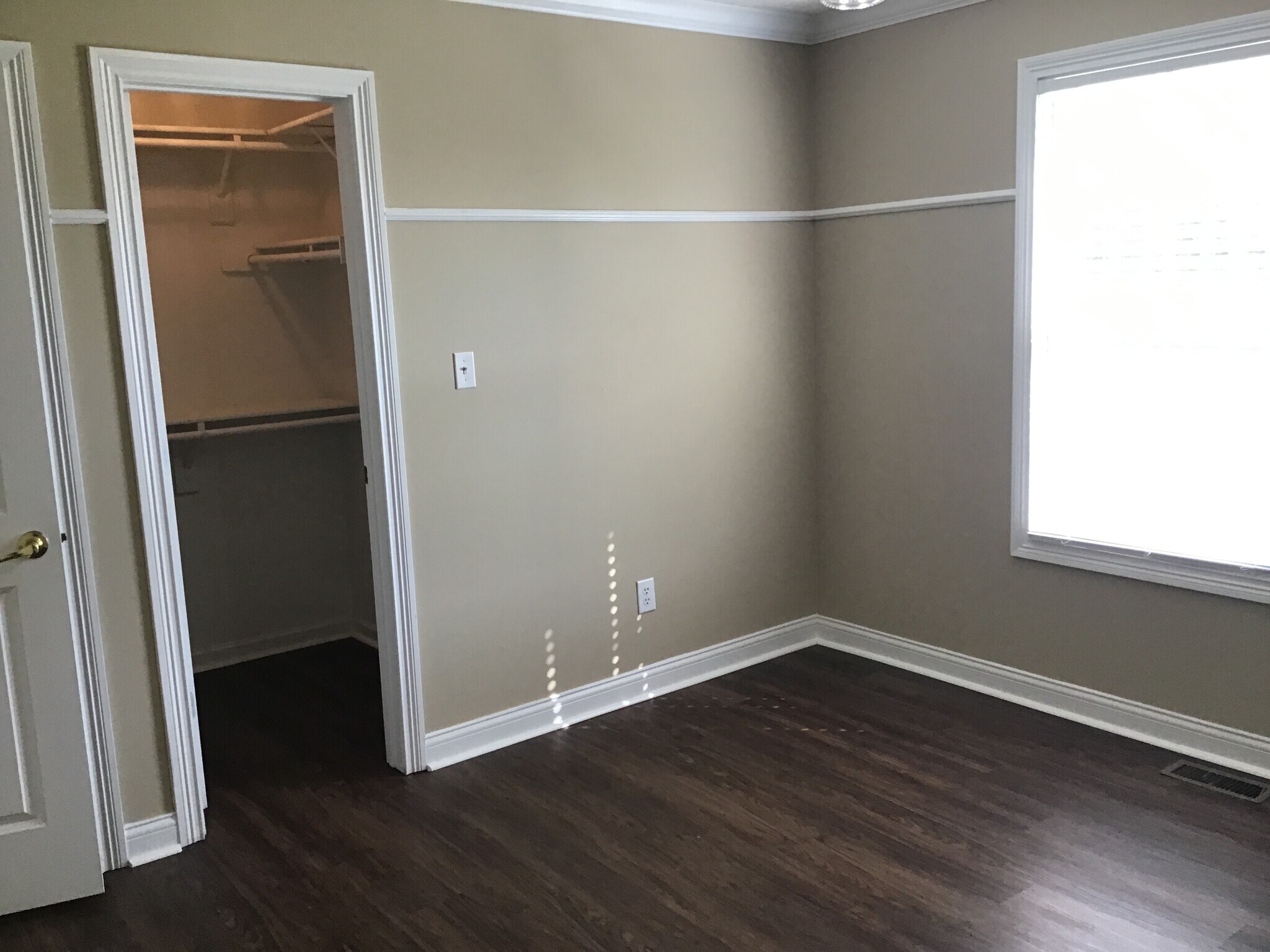 Building Photo - 6707 Wimbledon Dr