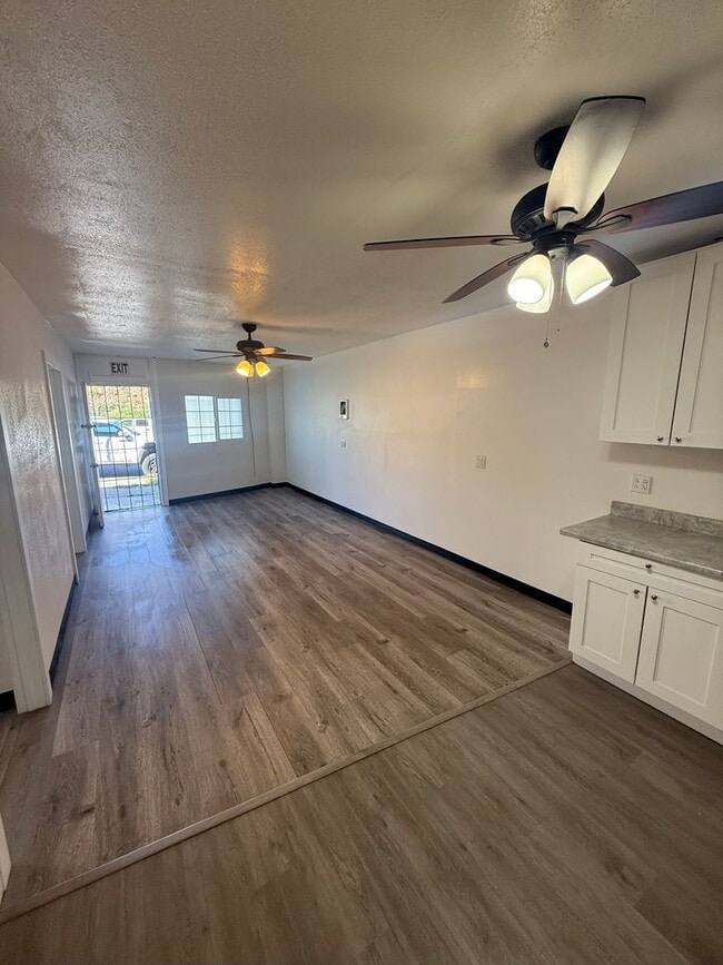 Building Photo - Affordable House in San Diego