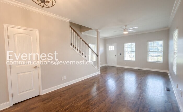 Building Photo - 506 Eastboro Dr