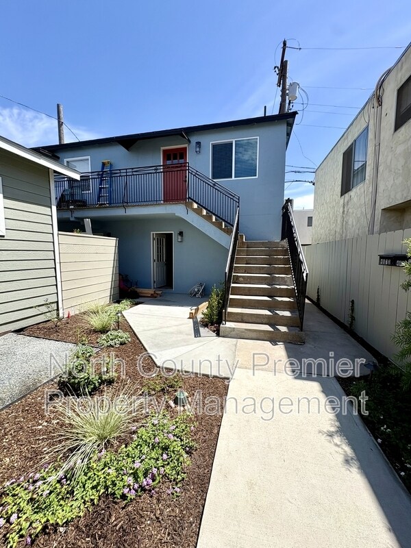 Building Photo - 4673 32nd St