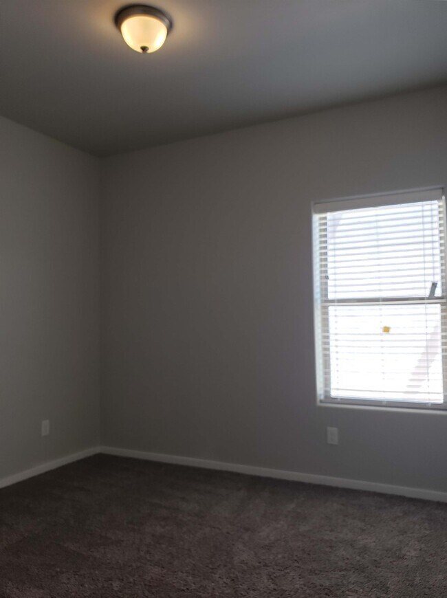 Building Photo - 3956 Santa Sophia Rd