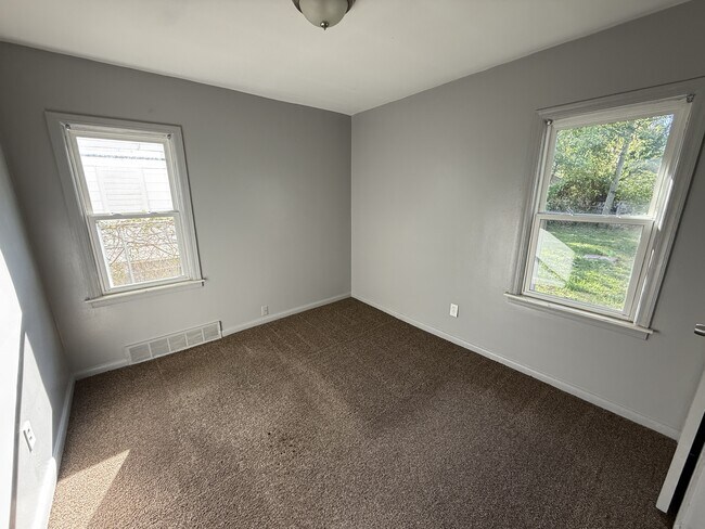 Building Photo - 17646 Toepfer Dr