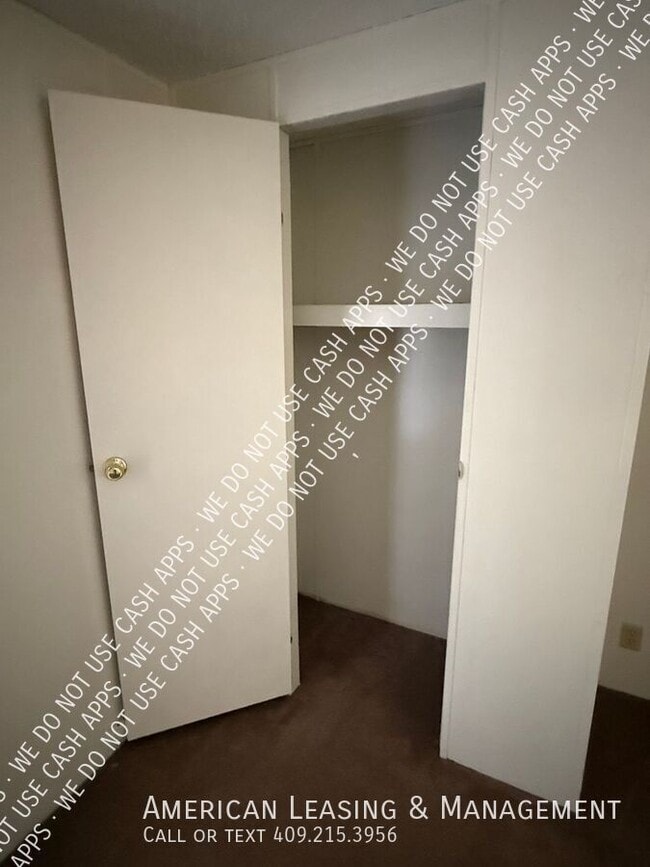 Building Photo - 108 Hornet Ln