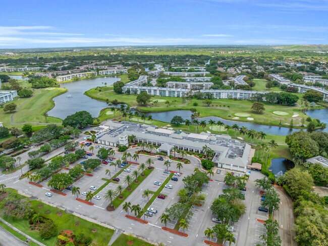 Building Photo - 1102 Bahama Bend