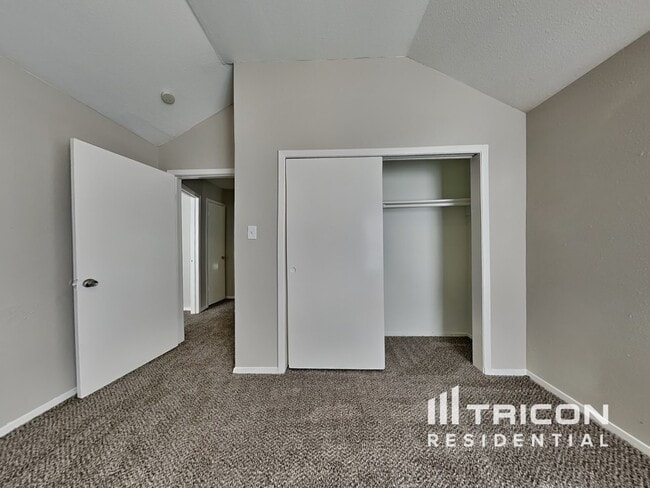 Building Photo - 13311 Danshire Dr