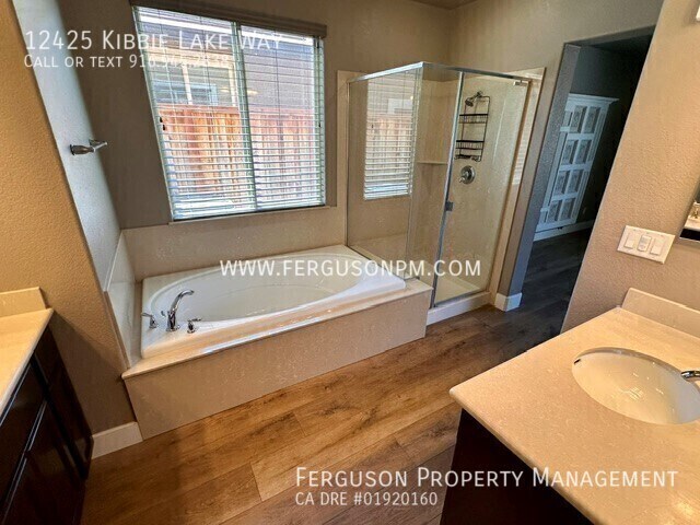 Building Photo - 12425 Kibbie Lake Way