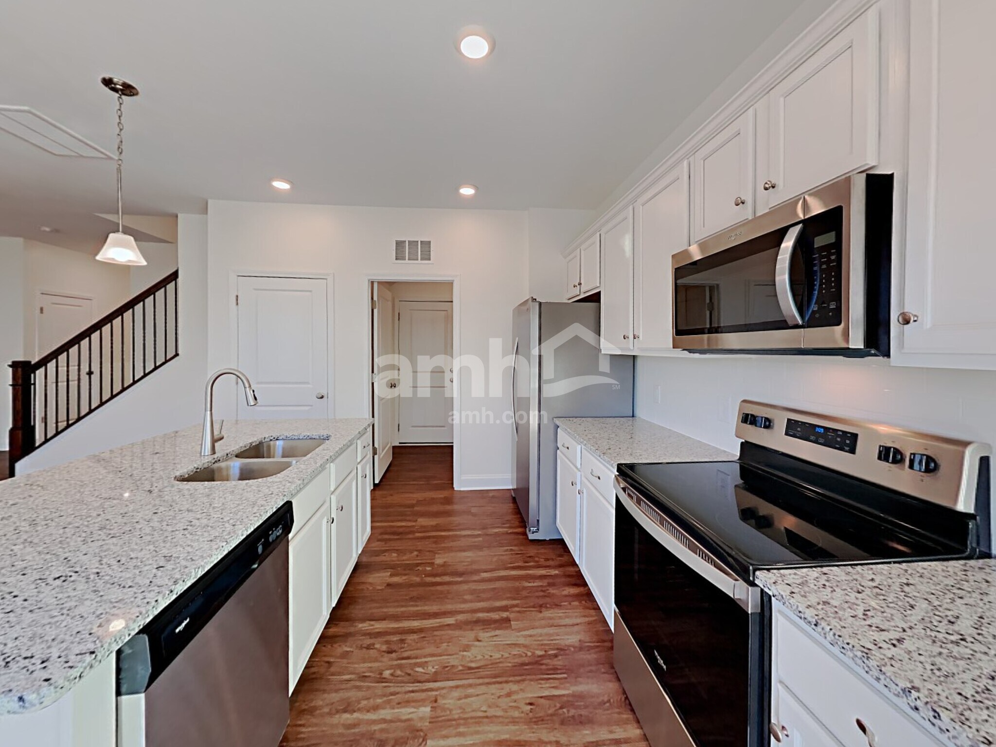 Building Photo - 3247 Brierhill Rd