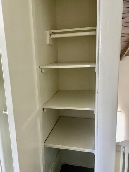 extra storage - 1044 N Crescent Heights Blvd