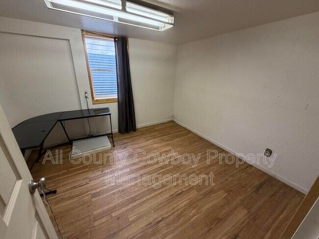 Building Photo - 1407 Ord St