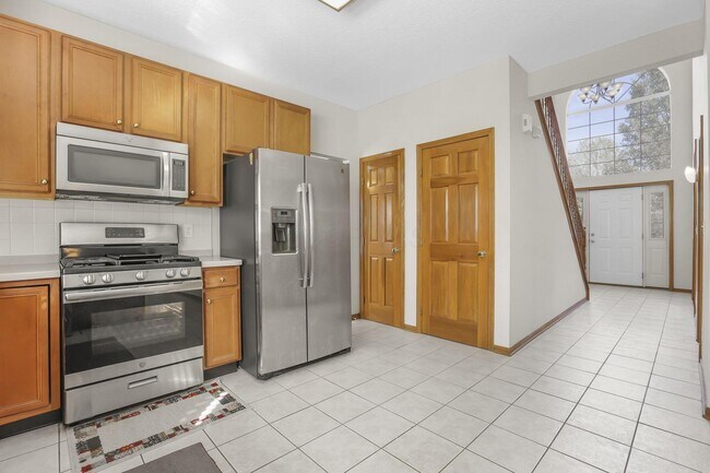 Building Photo - 3825 Delwood Dr