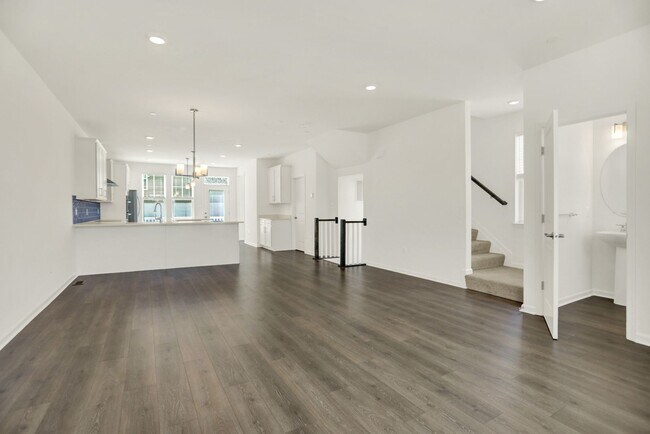 Building Photo - 11301 Carobel Ct