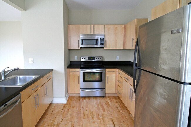 Floorplan - Melrose Apartments