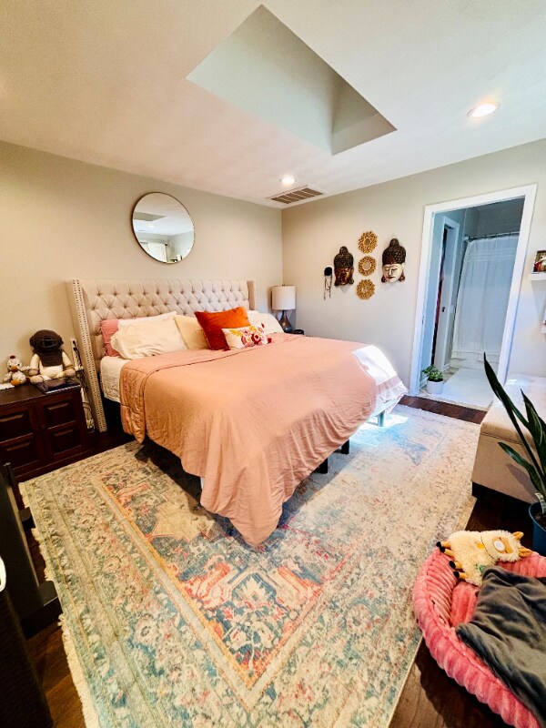 Building Photo - 4404 Greendell Rd